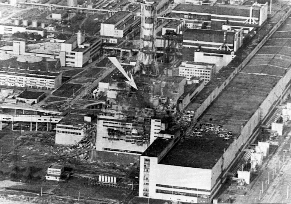 Сколько работала чернобыльская аэс после взрыва. Чернобыльская АЭС 1986. Чернобыль до аварии ЧАЭС. Припять 26 апреля 1986. Чернобыль 1976.