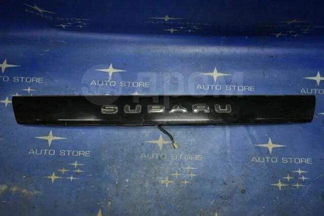 Накладка крышки багажника Subaru Outback 2022. Накладка багажника Forester SG. Накладеа задней двери су3бару Форестер sj5. Накладка двери багажника Субару Форестер sg5. Накладка двери субару