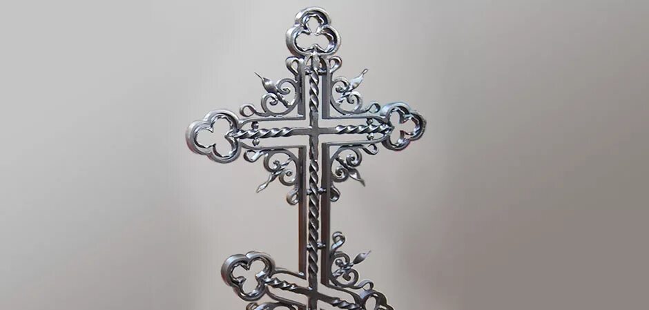Крест Могильный кованый. Православный кованый Могильный крест. Кованые кресты. Крест металлический.