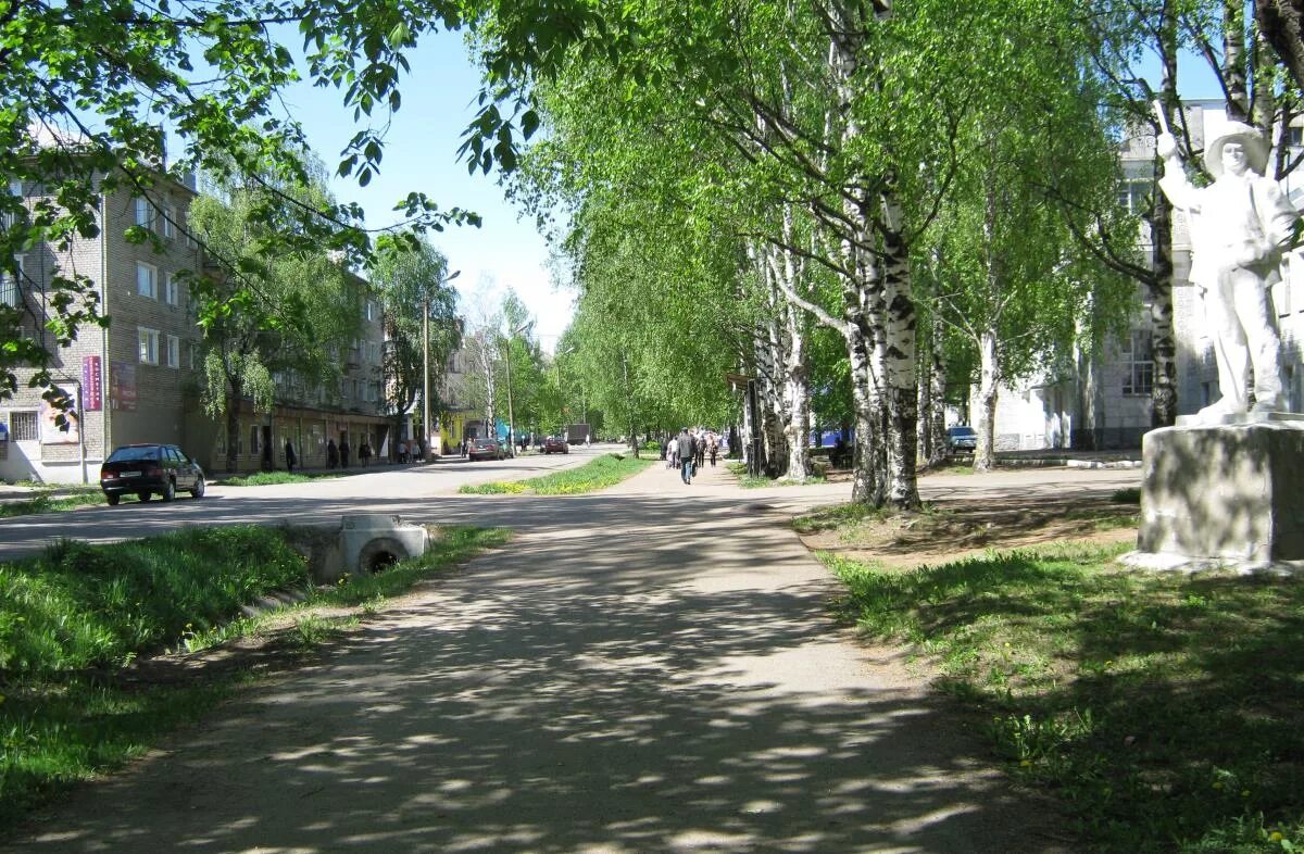 Омутнинск ул свободы. Омутнинск (омутнинский район). Омутнинск ул. Омутнинск. Омутнинск фото.