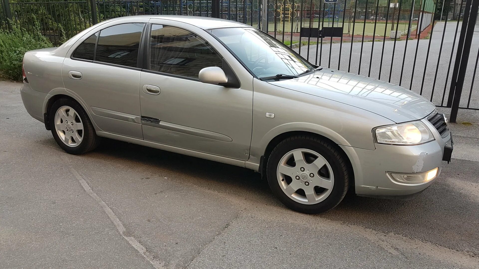 Nissan Almera Classic диски r15. Almera Classic r16. Ниссан Альмера Классик r15. Альмера Классик r16.