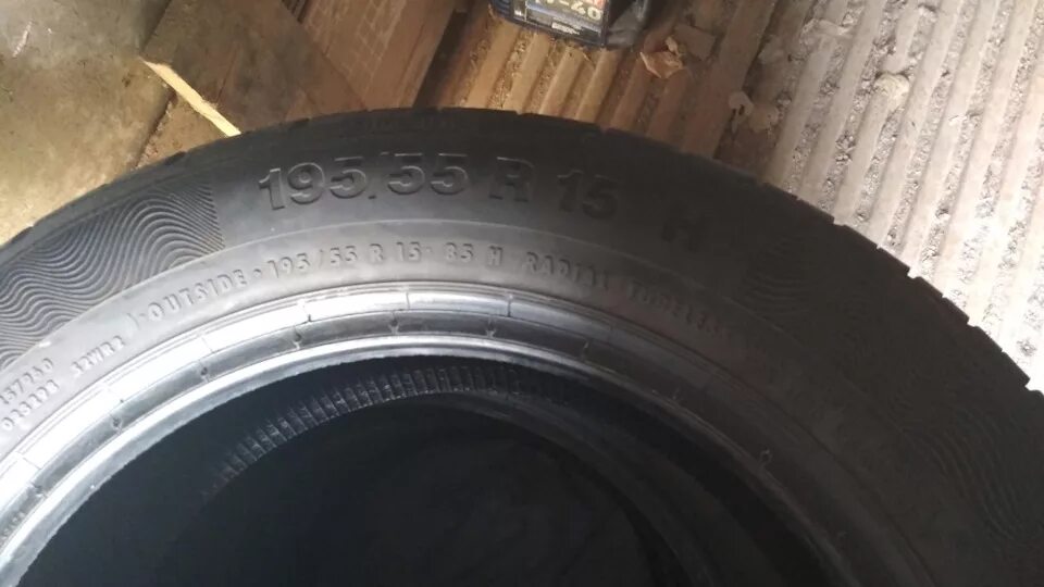 Континенталь r15 лето. Резина Континенталь 2 195/55/15. Continental CONTIPREMIUMCONTACT 5 195/50 r15. 195/55 R15. Continental 200 65 r13 слик.