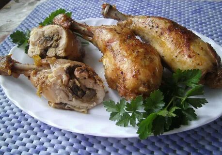 Фаршированные голени с грибами