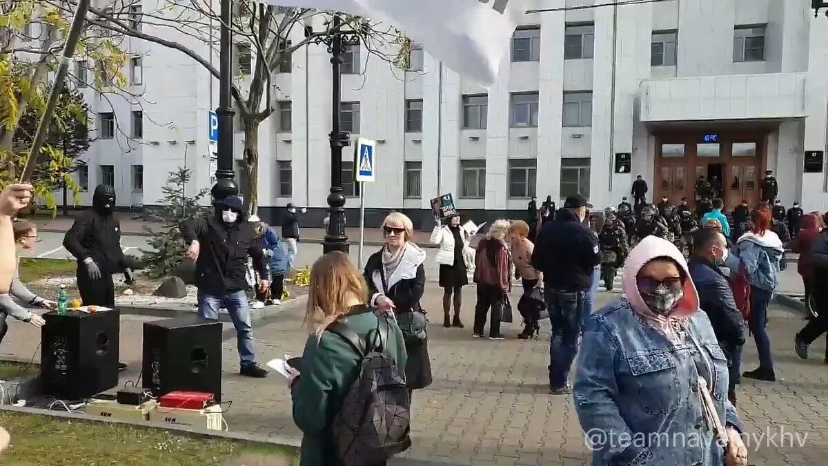 Что случилось в хабаровске. Разгон митинга Хабаровск. Разгон митинга в Хабаровске ОМОНОМ. Протесты в Хабаровске03.10.