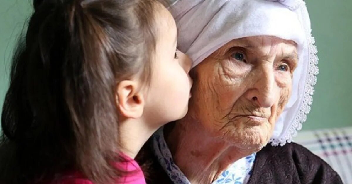 Включи большая мать. Турецкая бабушка. Пожилая турецкая женщина. Турецкие бабушки женщины. Внешность пожилых турчанок.