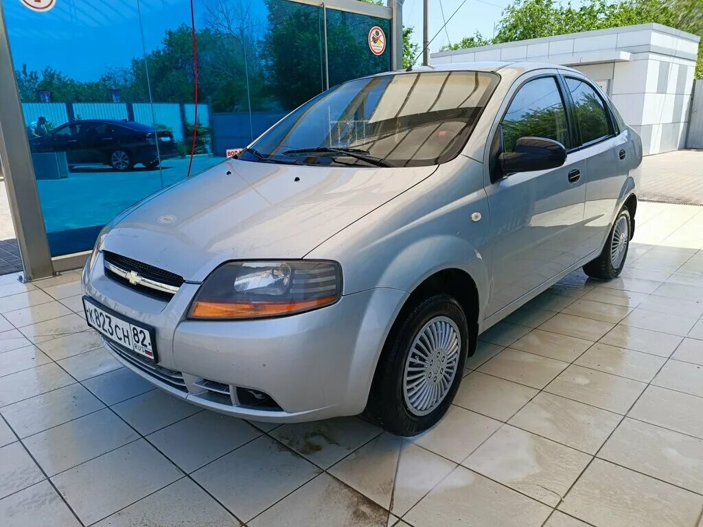 Куплю автомобиль севастополь. Шевроле Авео 2005. Авео 2005 седан. Chevrolet Aveo 2005 года. Шевроле Авео 2005 фото.