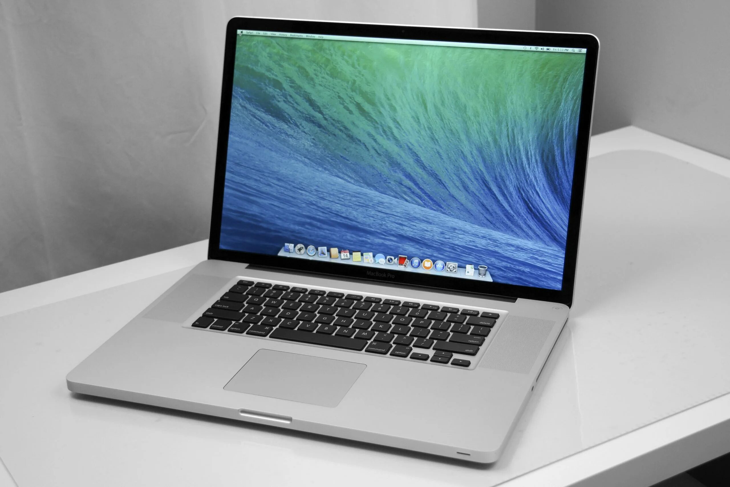 Apple MACBOOK Pro 17. MACBOOK Pro 17 2012. Ноутбук Apple MACBOOK Air 15. MACBOOK Air 17 Pro. Macbook купить дюйм