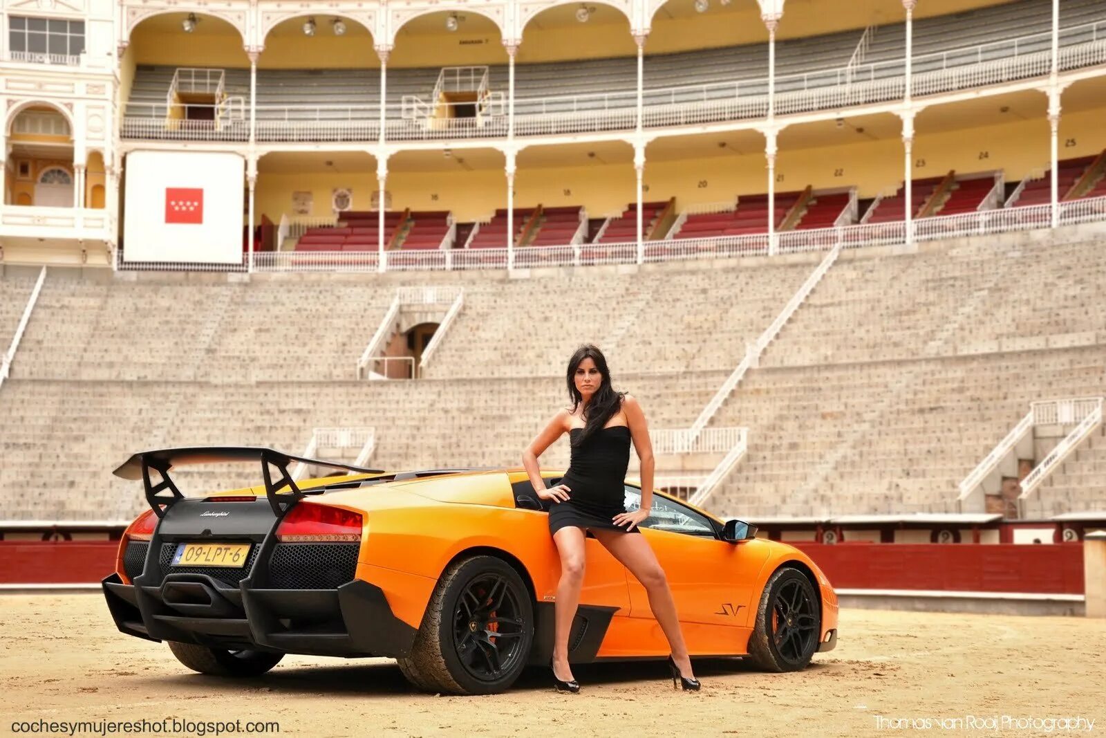 Машина las ventas. Джуси Филдс Ламборгини. Lamborghini Murcielago и девушка. Хочу ламборгини хочу ламборгини песня