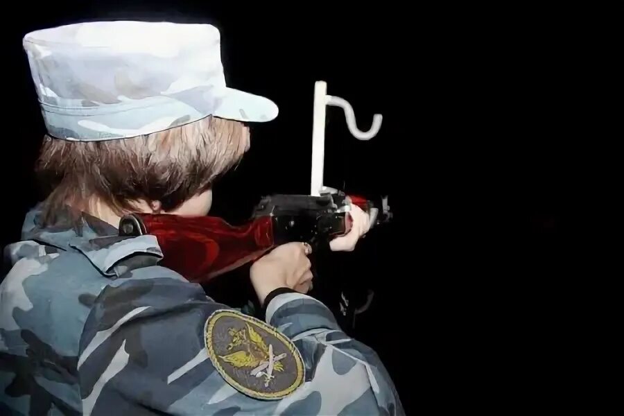 Стрельба с вышки. Лабаз для охоты на кабана. Стрельбище фсин. Стрельба с вышки. Мобильный лабаз самолаз тристенд для охоты.