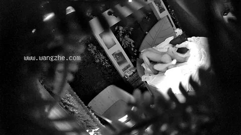 (酒 店 偷 拍)男 人 疯 狂 吸 吮 搭 档 的 大 奶 子.偷 情 男 女 干 柴 烈 火 好 激 情.