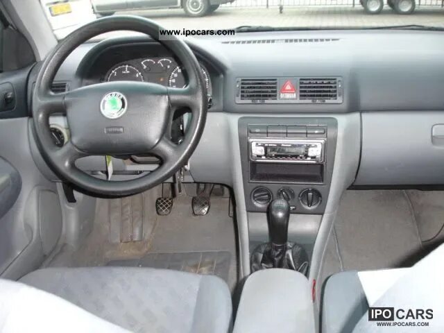 Шкода 98 года. Skoda Octavia 1.9 TDI. Skoda Octavia 1998 салон.