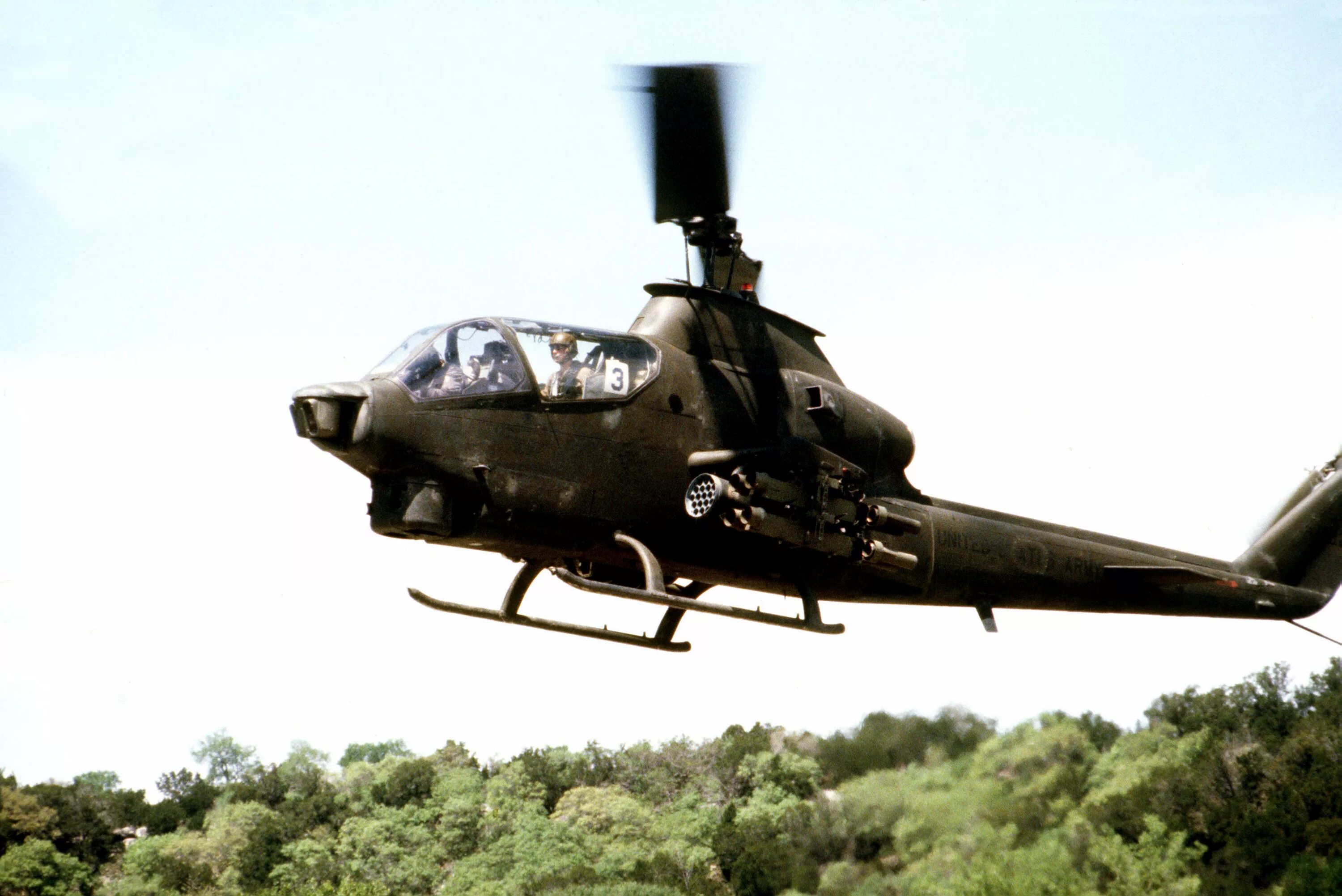 Bell ah 1 cobra. Вертолет Ah-1g Cobra. Bell АН-1 «Huey Cobra». Ah-1 Cobra Vietnam.