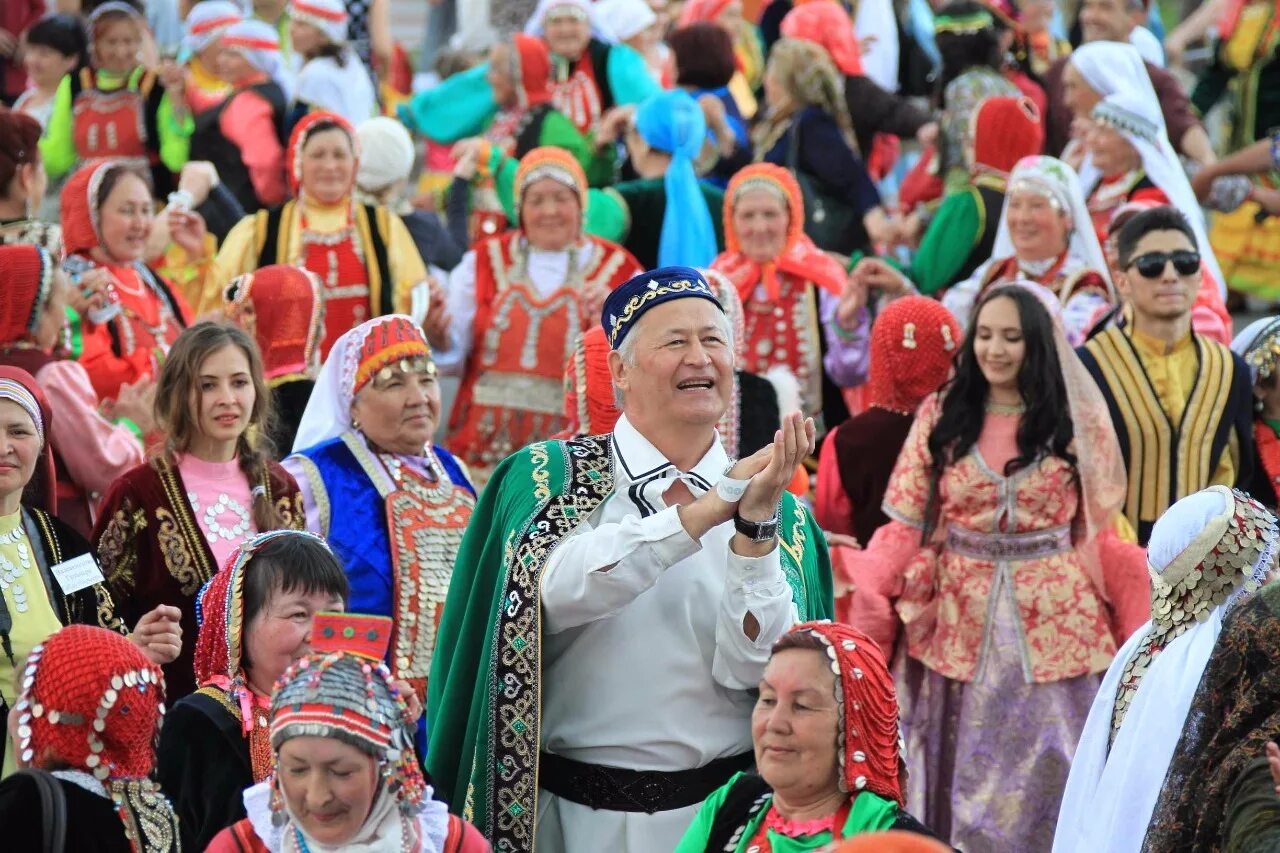 Представители различных народов. Народы России. Культура народов. Культура разных народов. Культурные традиции народов Евразии.