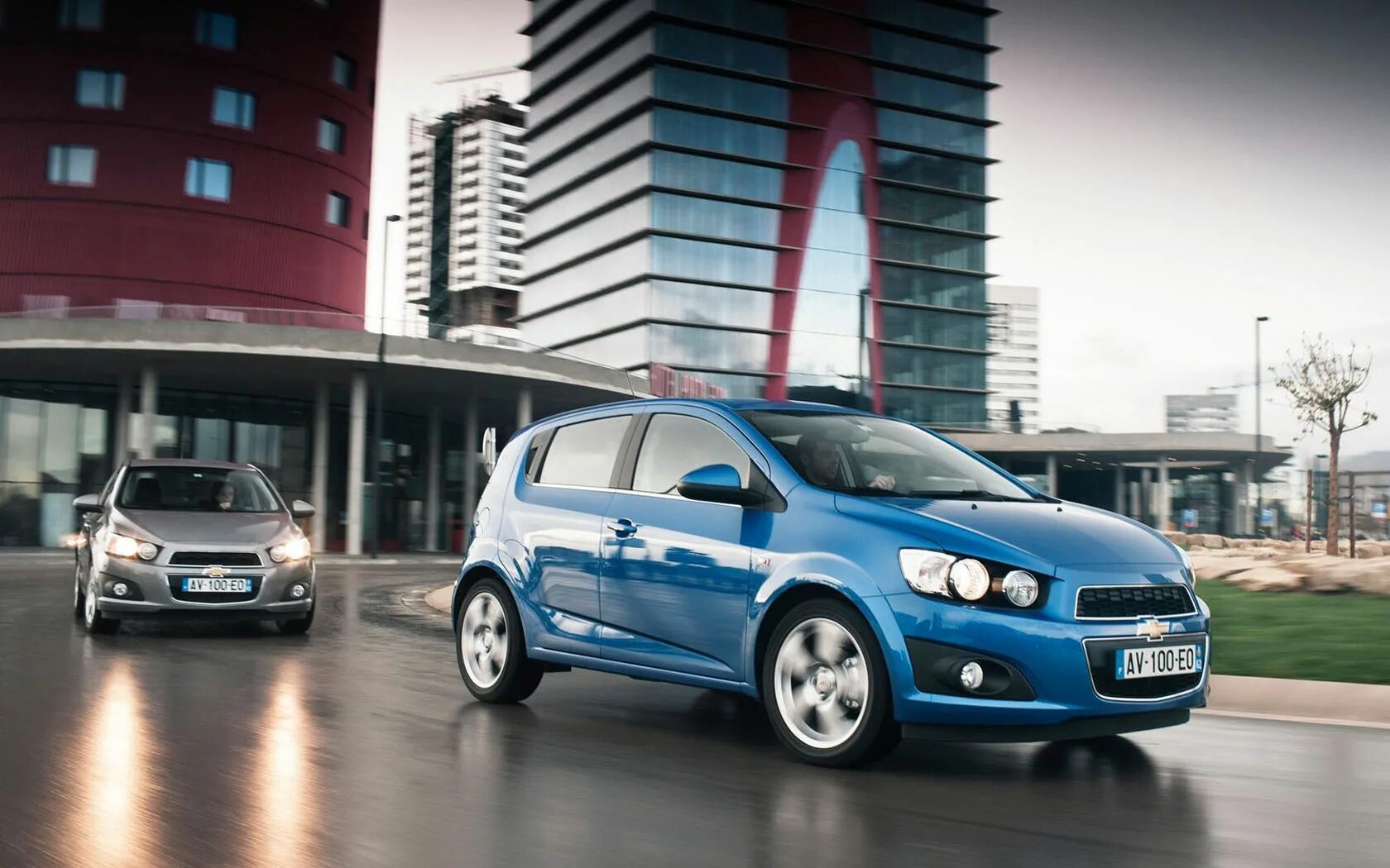 Https chevrolet auto ru. Chevrolet Aveo t300. Chevrolet Aveo Hatchback. Chevrolet Aveo 2012. Шевроле Модельный Авео.