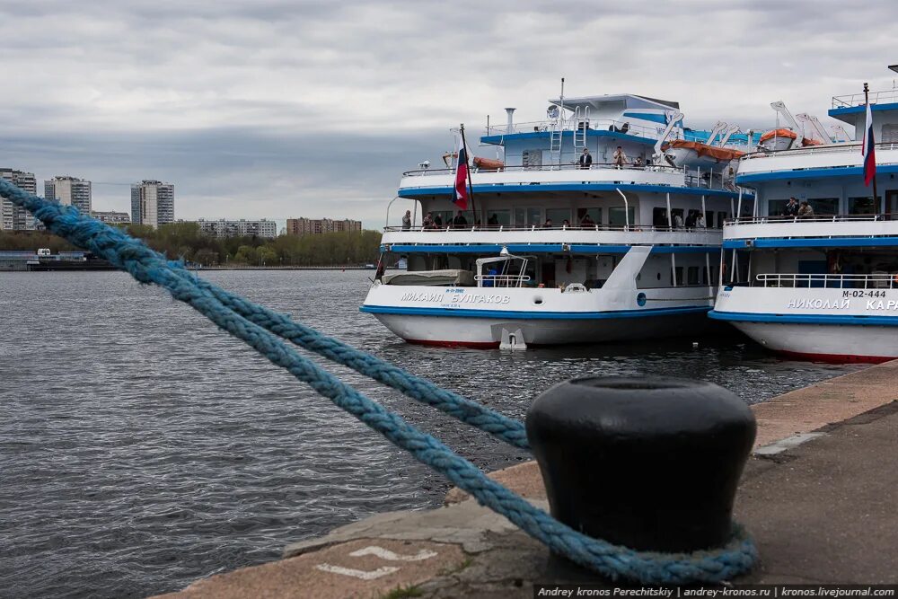 электрический паром москва. паромная переправа владивосток попова рейнеке. паром москва. рэдиссон катер. рэдиссон-круиз по москве трамвайчик.