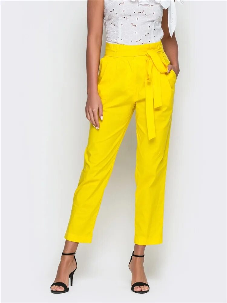 Летние брюки женские. Желтые брюки. Жёлтые брюки женские. Желтые летние брюки.