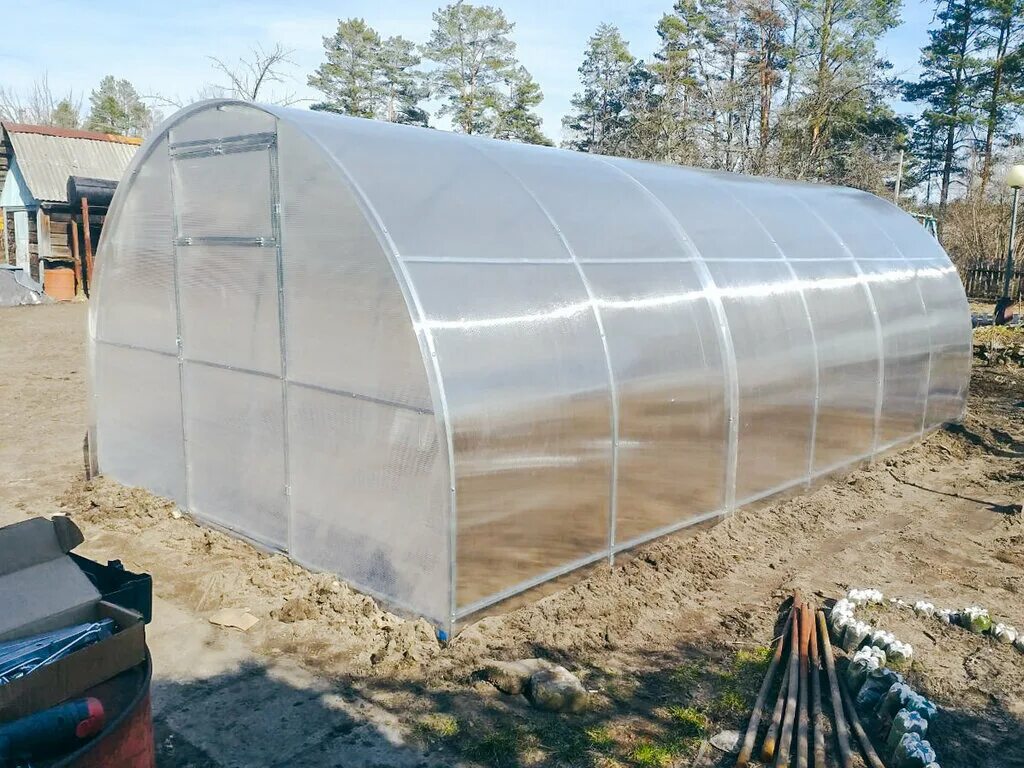 новоцинк. каркас теплицы «алексеевна-цинк». толстый поликарбонат для крыши. теплица новая цинк 3х4 комплект. монолитный поликарбонат крыша.