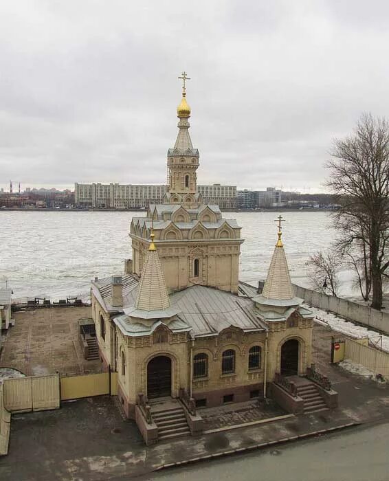 Часовня матреныбосоножки. Обуховской обороны. Подворье троицкого зеленецкого монастыря. Матронушка босоножка петербургская могила. Церковь матроны в санкт петербурге.