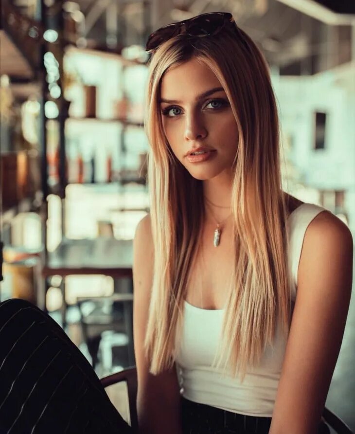 Фотки симпатичная. Marina Laswick блонд. Marina Laswick лицо.