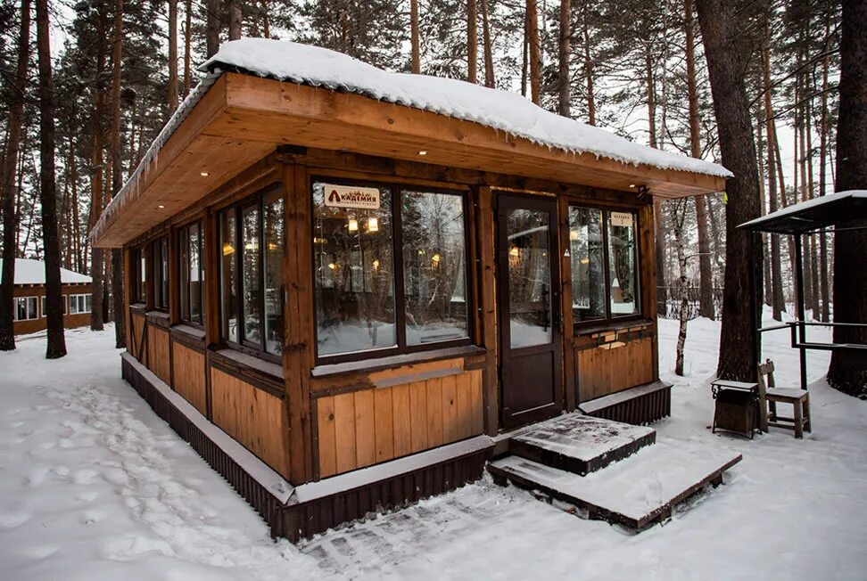 Теплые беседки нижний. Беседки в Академгородке Томск. Академия беседки Томск Академгородок. Академия Томск база отдыха беседки. Беседки в Академии Академия Томск.