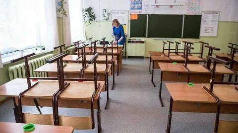 В школьном классе 18