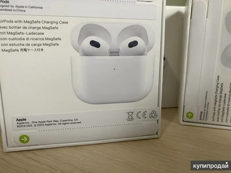 AIRPODS 3 коробка. Аирподс про. Air pods Pro копия коробка. Аирподс 3 поколения.