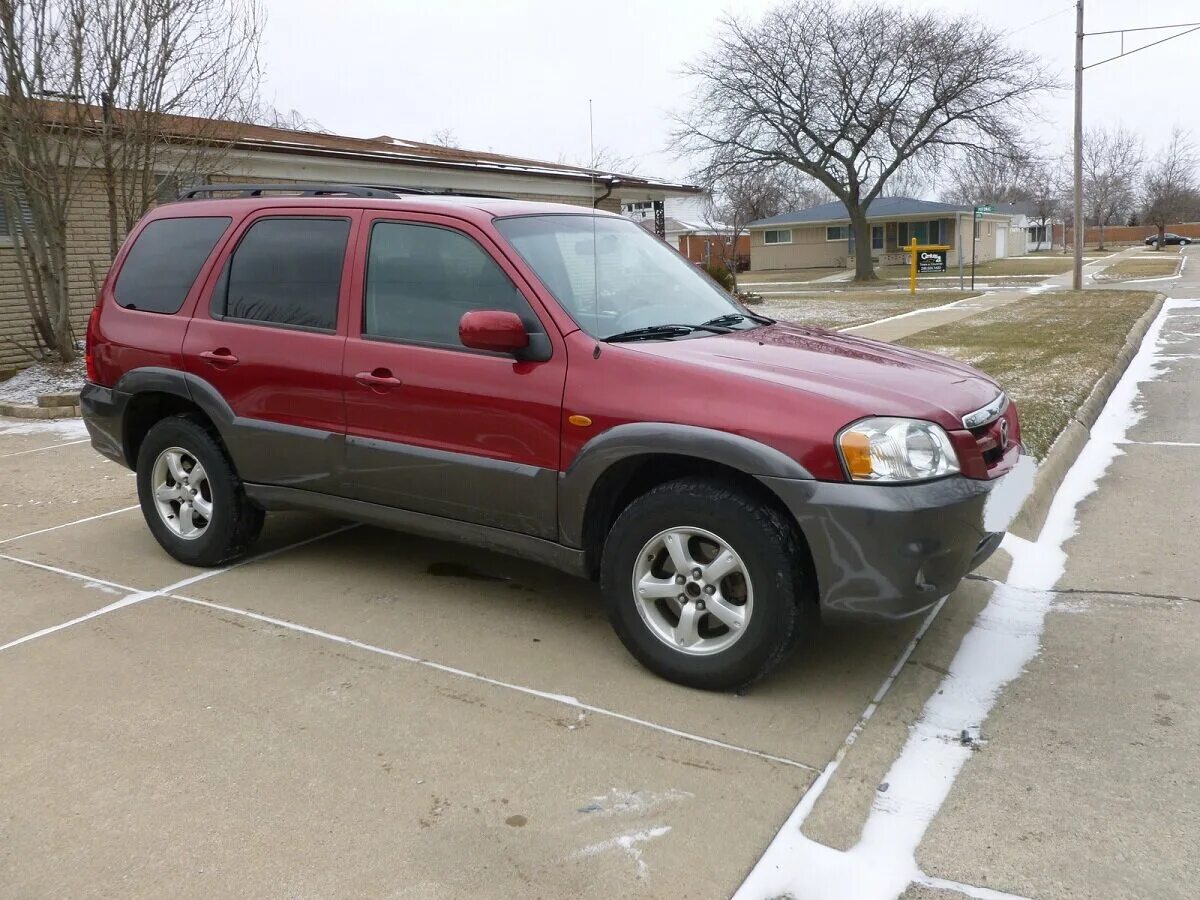 Мазда трибьют 2.0 купить. Mazda Tribute 2005. Мазда Трибут 2005. Джип Мазда трибьют. Мазда трибьют 2007.