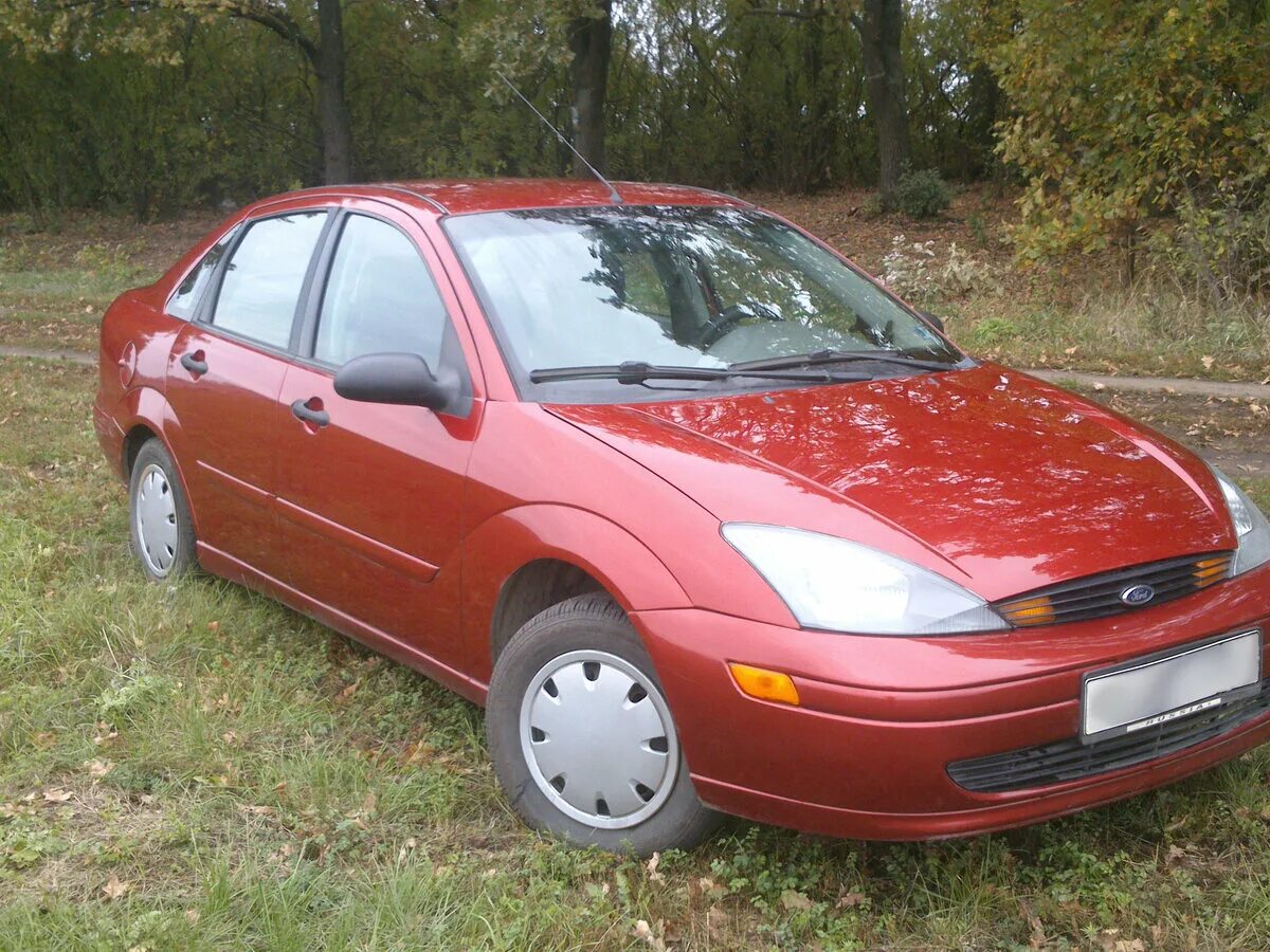 Ford 2003 focus1 красный. Форд фокус 2003. Ford Focus 2003 2.0. Ford Focus 2003 седан. Купить фокус 1 москва