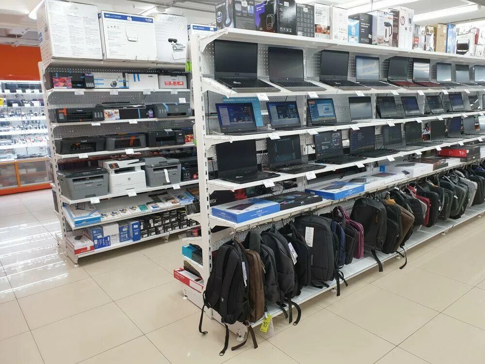 Ямашева трк парк хаус казань. Dns в xl казань. Днс казань авиастроительный район ленинградская д. Днс казань смартфоны. Днс казань.