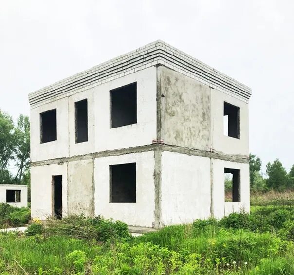 Дом из плит жби. Жб панель 17эп4и. Панельный коттедж. Дом из железобетонных панелей. Частный дом из железобетонных панелей.