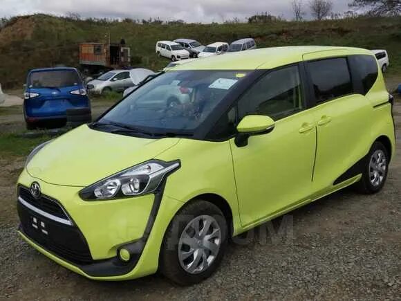 Купить сиента владивосток. Тойота Сиента 2017. Toyota Sienta 2015 Green. Toyota Sienta 2017 год. Тойота Сиента зеленая.