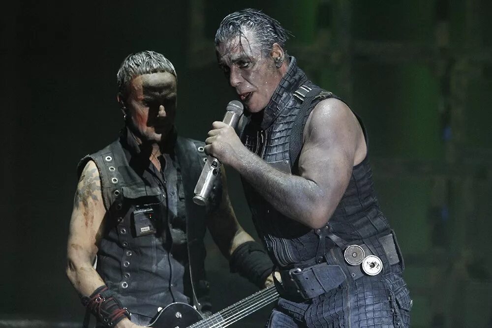 Тилль Линдеманн. Группа рамштайн. Рок группа Rammstein. Рамштайн состав. Рамштайн слушать концерт