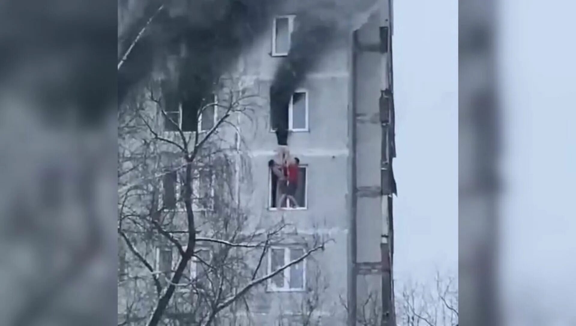 Дом 2 14 03 2024 ночной. Пожар в окне. Пожар на девятом этаже. Пожар квартира окно. Пожар в Чертаново.