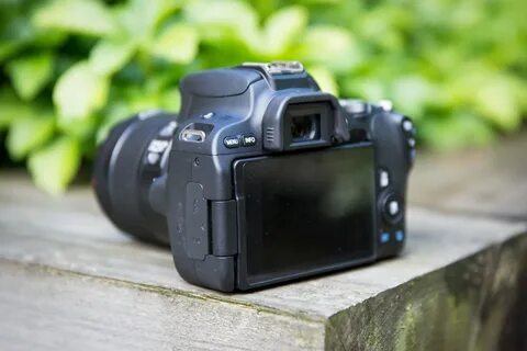 Canon 200d