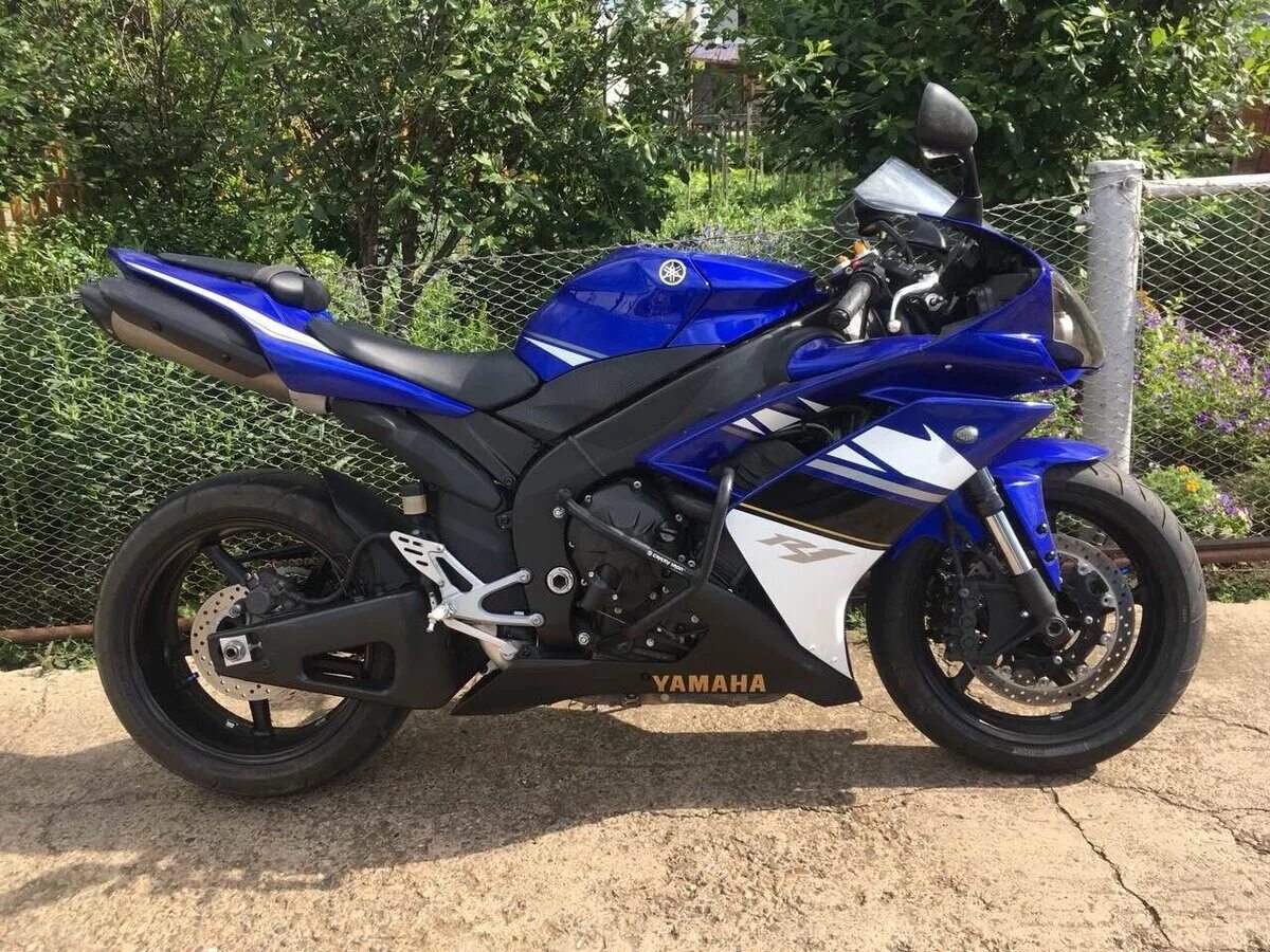 Ямаха р1 2008. Yamaha r1 2008. Yamaha r1 2007. Ямаха р1 250 кубов. Купить мотоцикл в красноярске б у