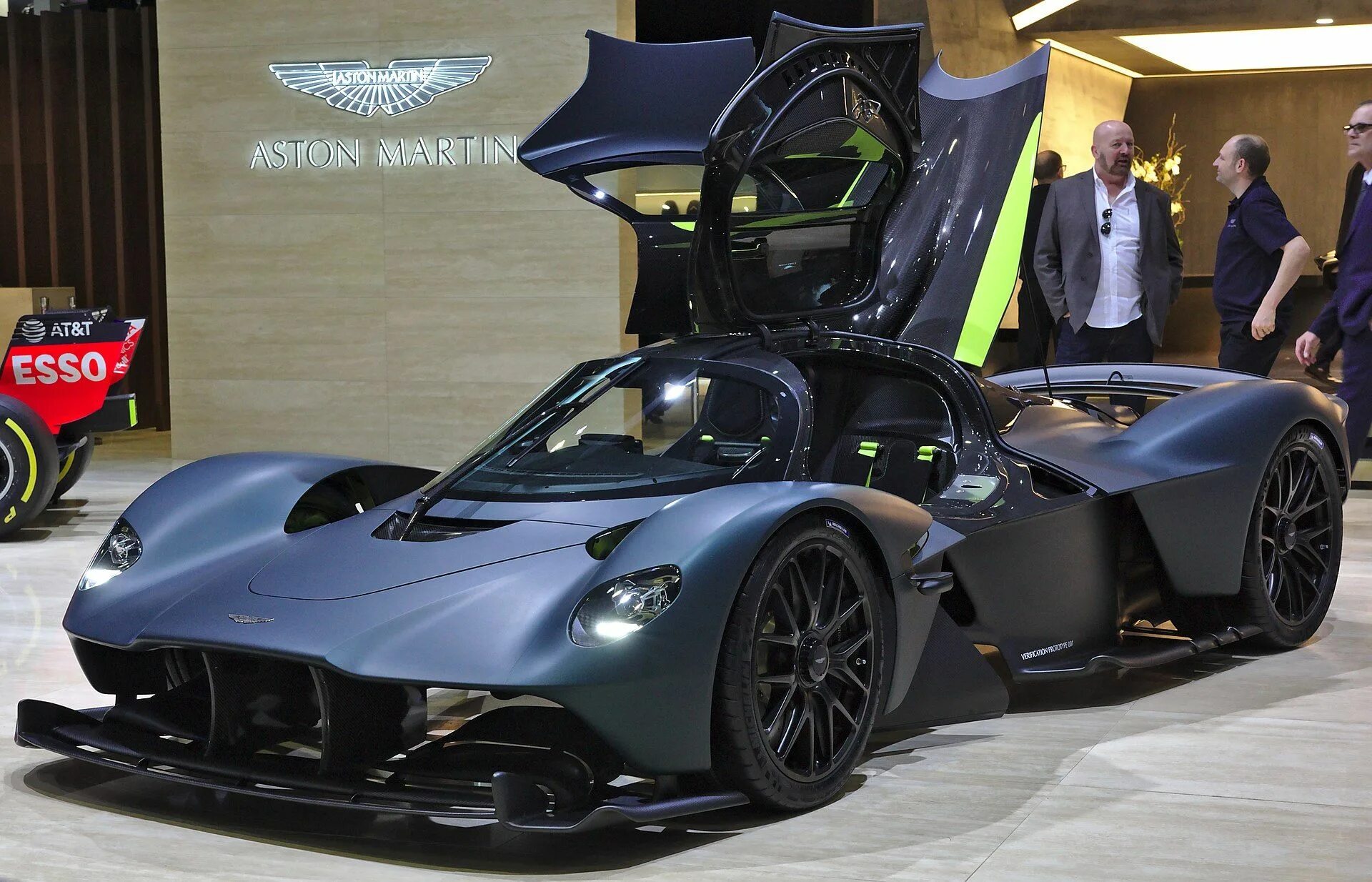 Aston Martin Valkyrie 2021. Макларен Валькирия. Aston Martin Valkyrie Prototype. The most expensive car