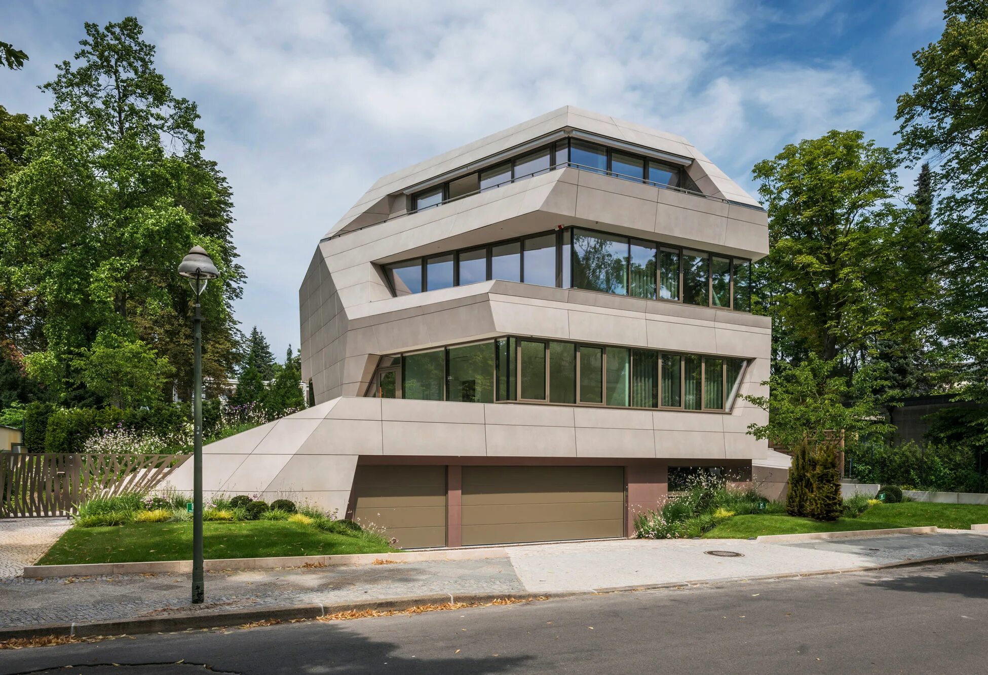 франк херфорт архитектор. рикардо бофилл архитектура. архитектуры языков. калатрава архитектор валенсия. Nanyang technological university, сингапур.