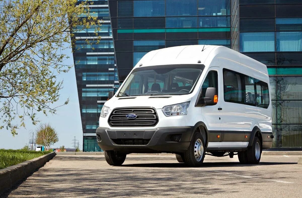 Автомобиле ford transit