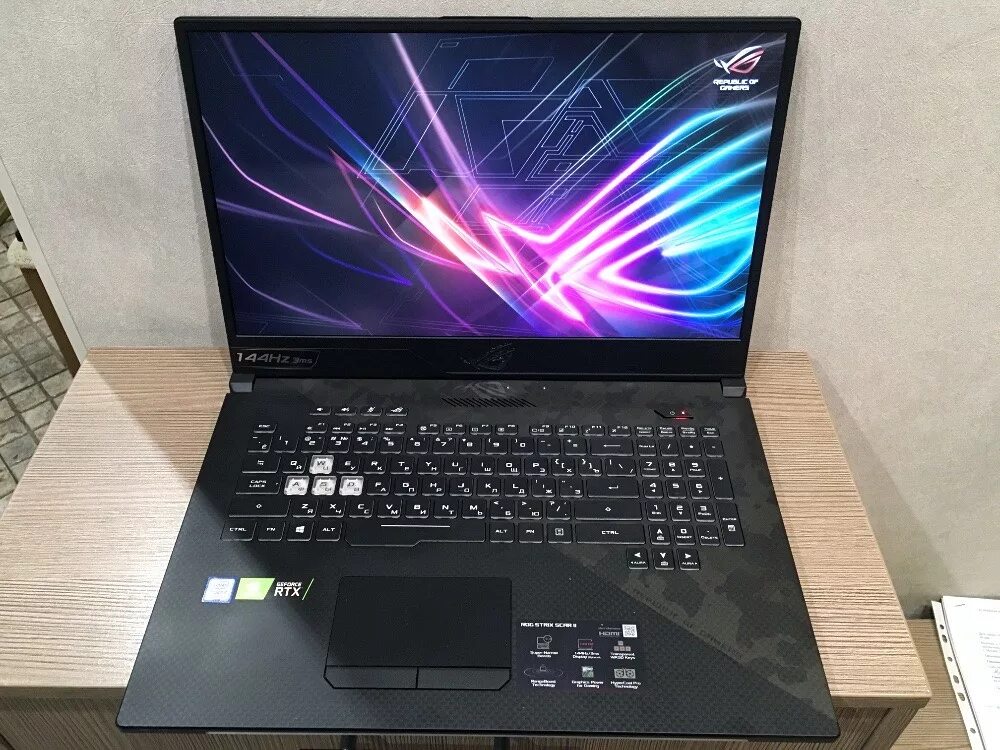 Asus rog strix scar купить. Ноутбук ASUS ROG Strix scar 15. ASUS ROG gl704gw. ASUS ROG Strix scar 2. ASUS ROG 704.