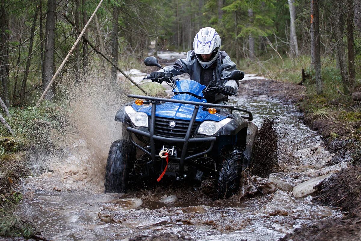 С какого возраста можно ездить на квадроцикле. Квадроцикл CFMOTO x5. Квадроцикл CF Moto 500-x5. CFMOTO CF Moto x500. Квадроцикл CF Moto 400 l.