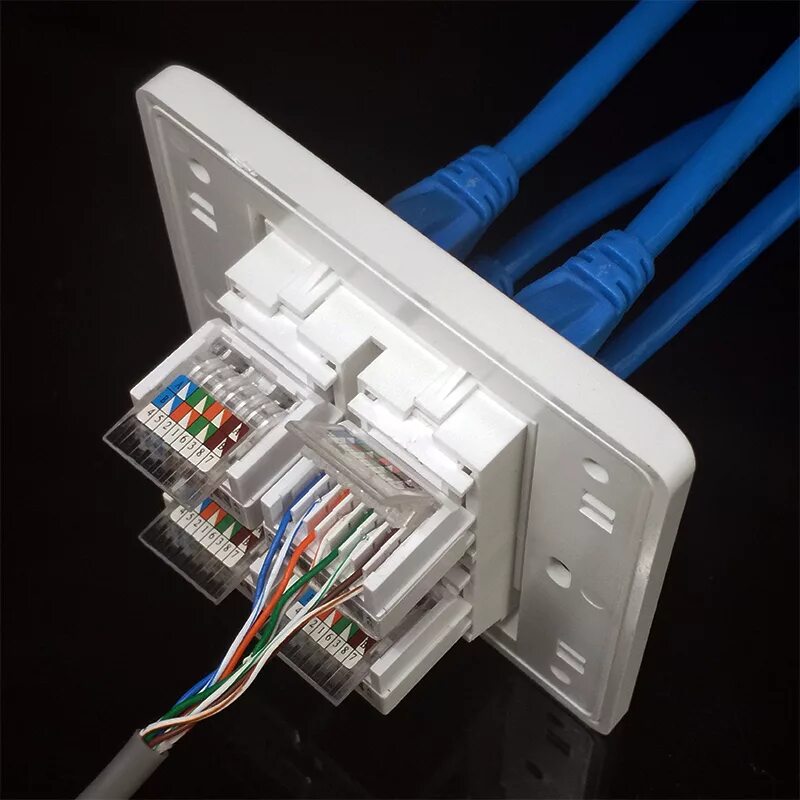 Разъеденных подключить интернет. Розетка rj45 кросс расключенная. Расключение розетки RJ 45. Обжимка розетки rj45 Cat 5e. Распиновка розетки rj45.