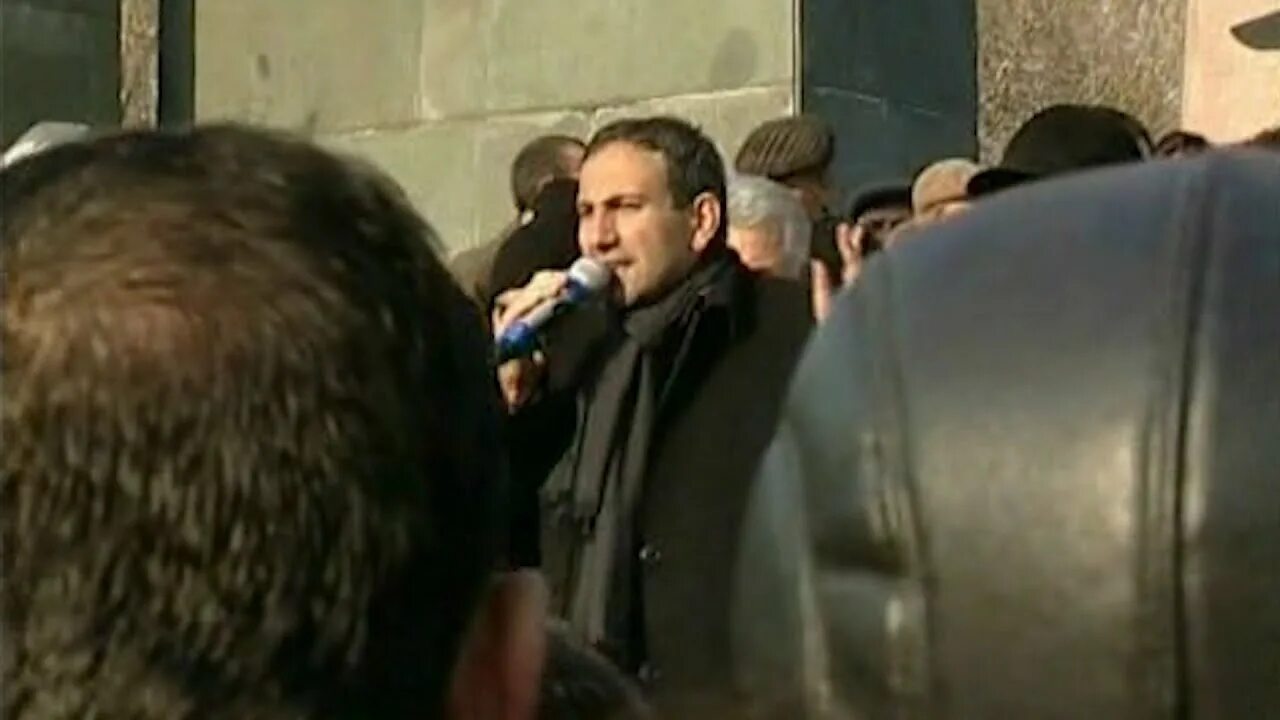 Протесты в армении 2008. 2008 год армения. Армении 2008. 1 март 2008. Ереван 2008.