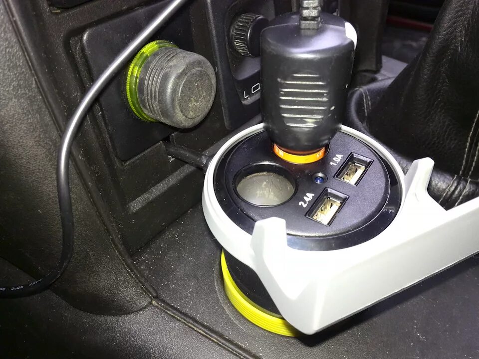 Лада нива тревел как снять прикуриватель Замена рамки прикуривателя. Chevrolet Niva GLX, 1,7 л, 2016 года своими руками