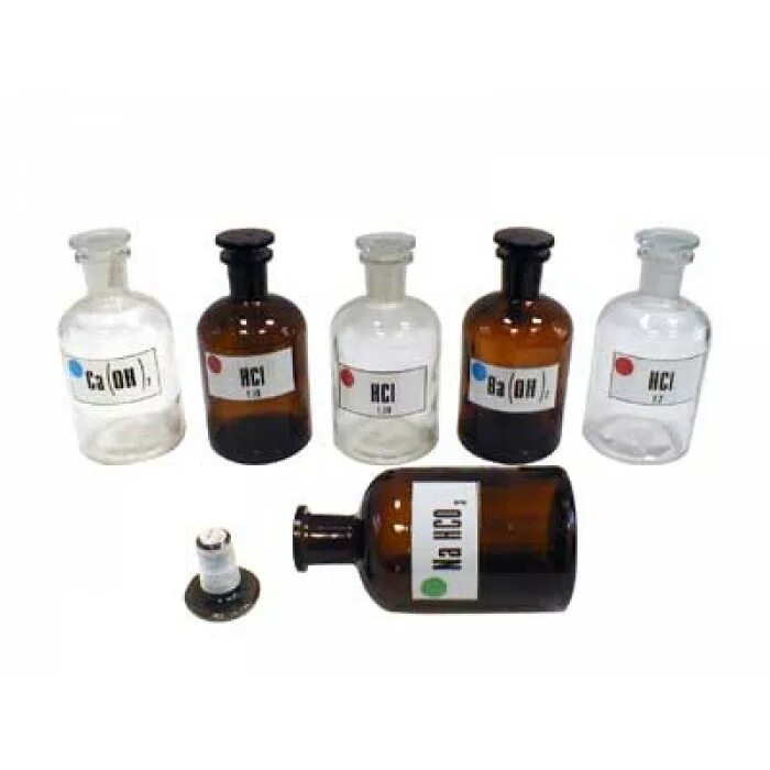 Химические реактивы. Склянка для реактивов с притертой пробкой. Для приготовления популярного лабораторного реактива. Химические реактивы для лаборатории. Набор посуды для реактивов.