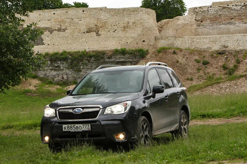 Тест драйв субару форестер. Subaru Forester 22. Субару Форестер тест драйв. Черный Субару Форестер 2013. Subaru Forester sh тест драйв.