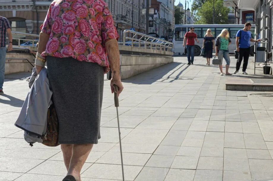 Российские пенсионеры получили. Пенсионеры в России. Российские пенсионеры. Пенсионеры фото. Пожилые граждане.