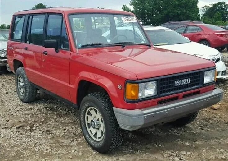 Исузу 1989. Isuzu amigo, 1989. Isuzu trooper 2. Исузу трупер 1986г. Пикап исузу 90.