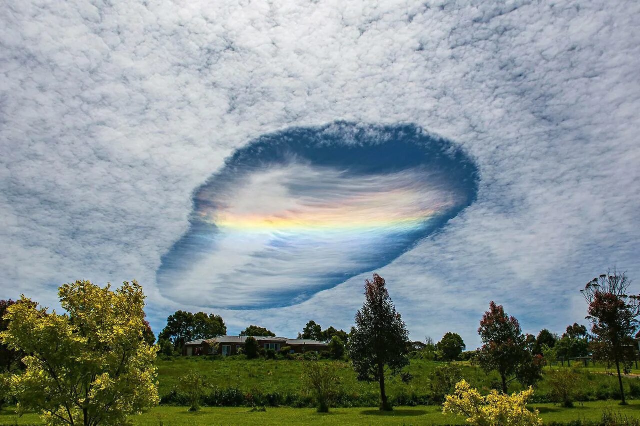Небо явление природы. Озоновая дыра 1985. эффект fallstreak облака. аномальные природные явления. редкие явления природы.