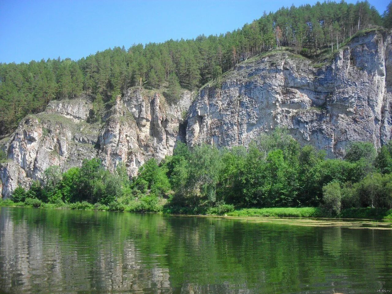 Гора янгантау в башкирии. Река юрюзань». Река юрюзань сплав. Салаватский гребень на реке юрюзань. Река юрюзань усть-катав.