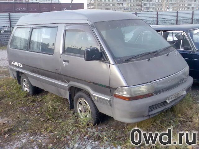 Таун айс красноярск. Town Ace 1991. Запчасти на Таун айс. Toyota Town Ace битый. Таун айс cr31 в ярком цвете.